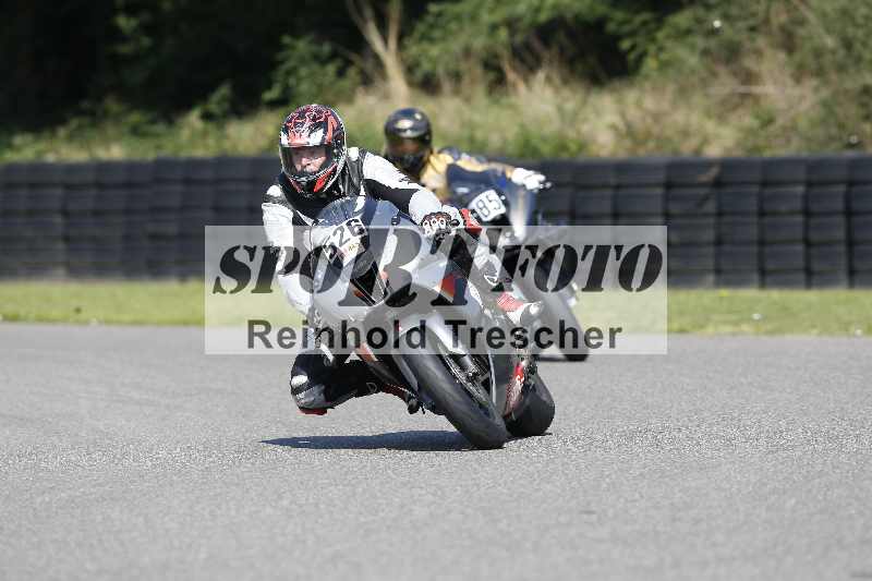 /44 09.08.2025 Plüss Moto Sport ADR/Freies Fahren/526